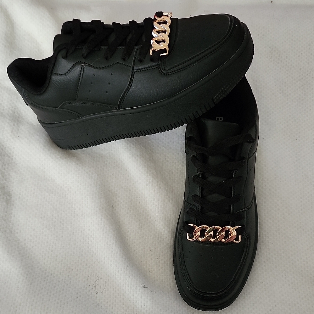NWOB Eden Platform Chain Sneaker Black Gold Detail Sz - Picture 6 of 9
